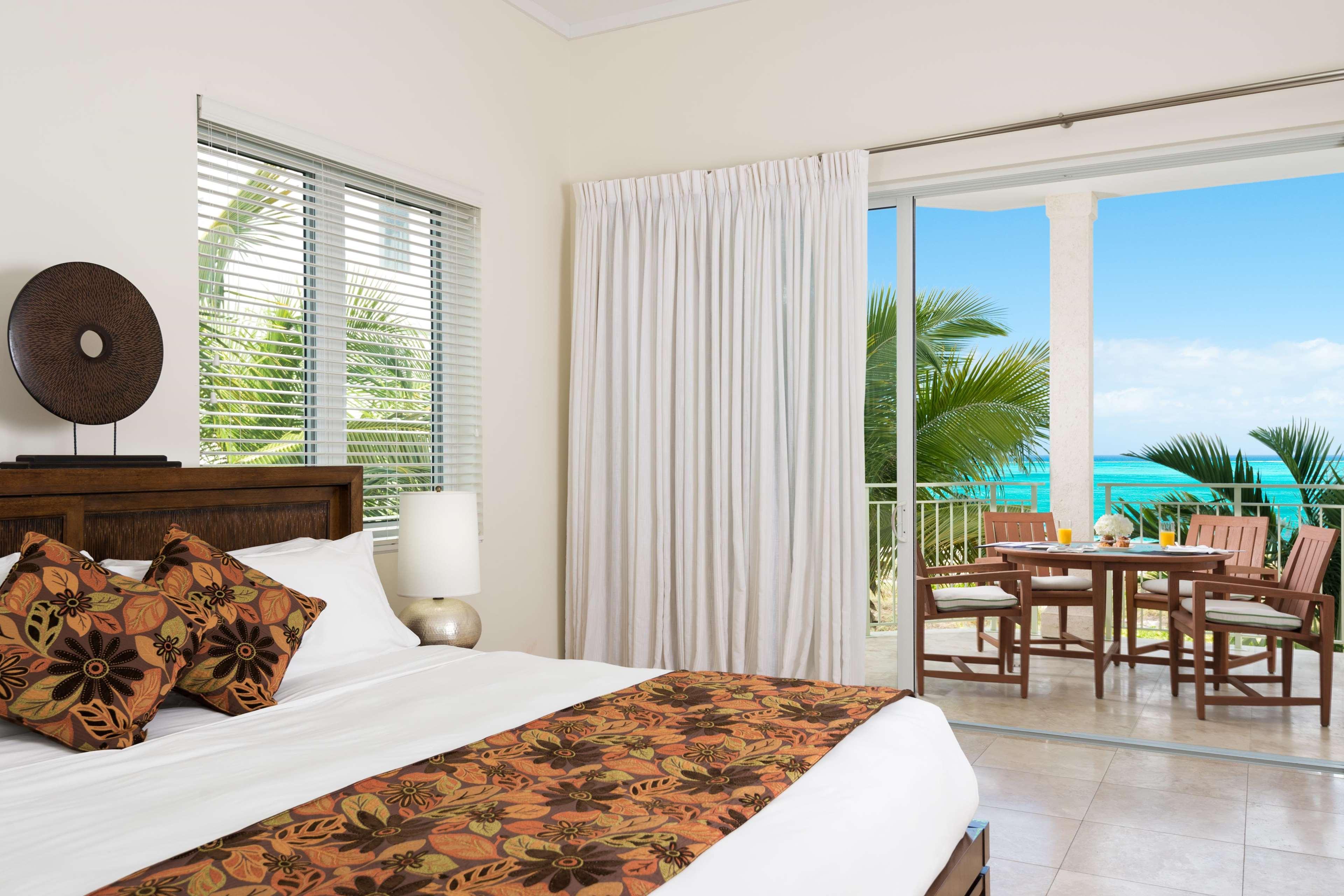 West Bay Club Hotel Grace Bay Exterior photo